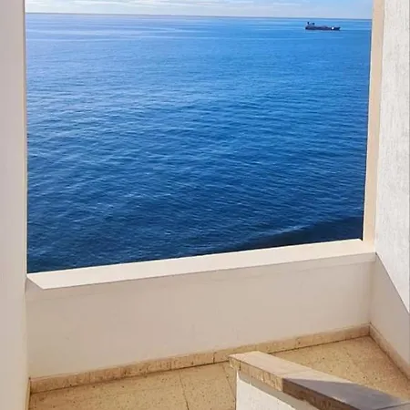 Frontline Appartement
